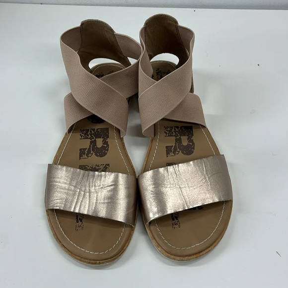 Sorel Ella Sandal in Rose Gold Size 9.5 - Picture 2 of 6